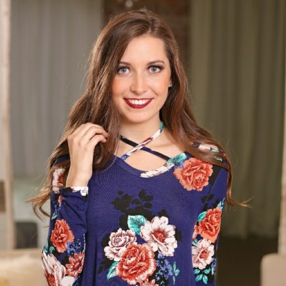 SOLD NWT BLUE FLORAL ASYMMETRICAL DRESS - Picture 4 of 5